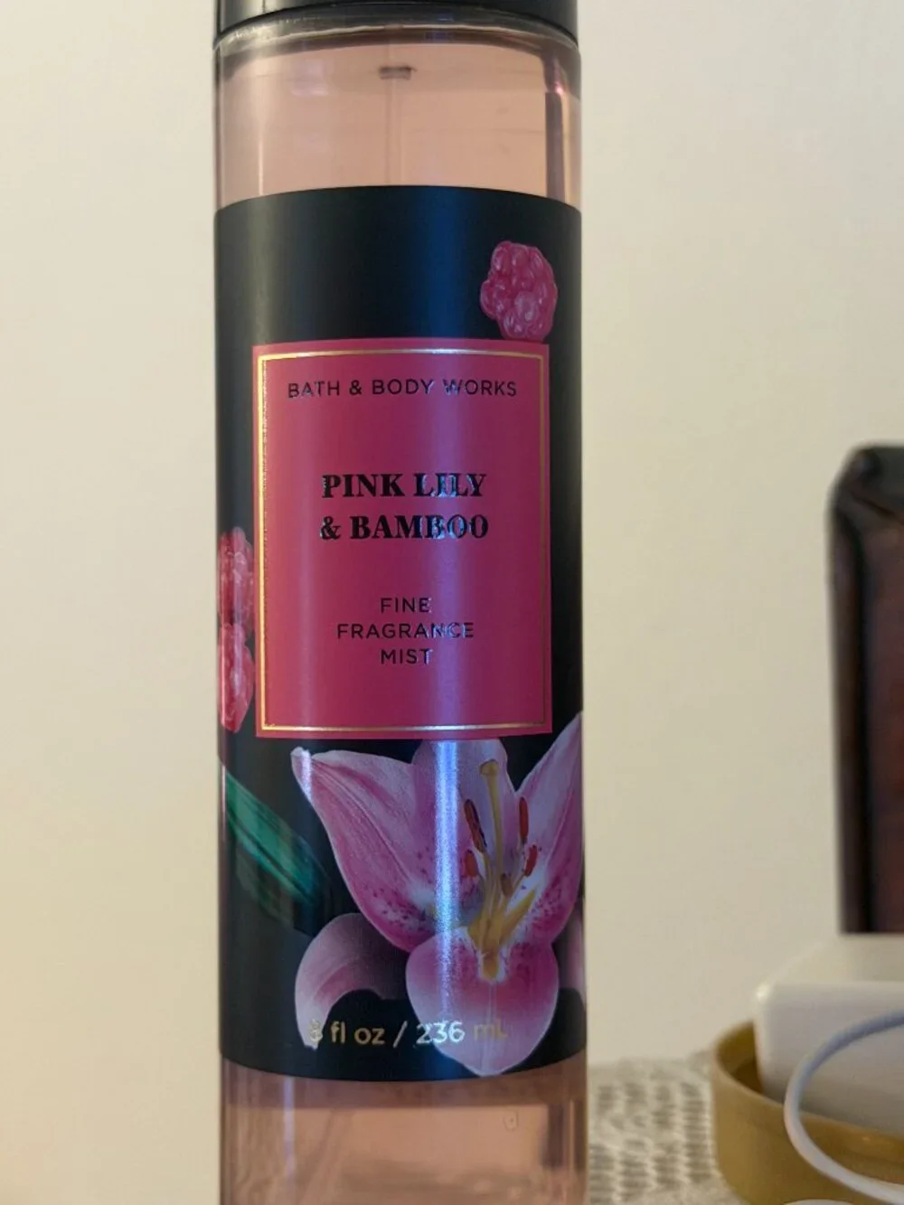 Bath and Body Works - Pink Lily & Bamboo (8 oz)